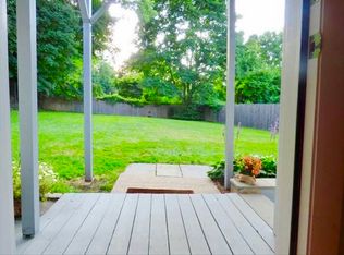 12 N Sound Beach Ave, Riverside, CT 06878