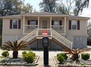 377 Hunter Ave, Pass Christian, MS 39571