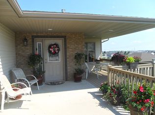 1101 Horseman Loop, Bismarck, ND 58501