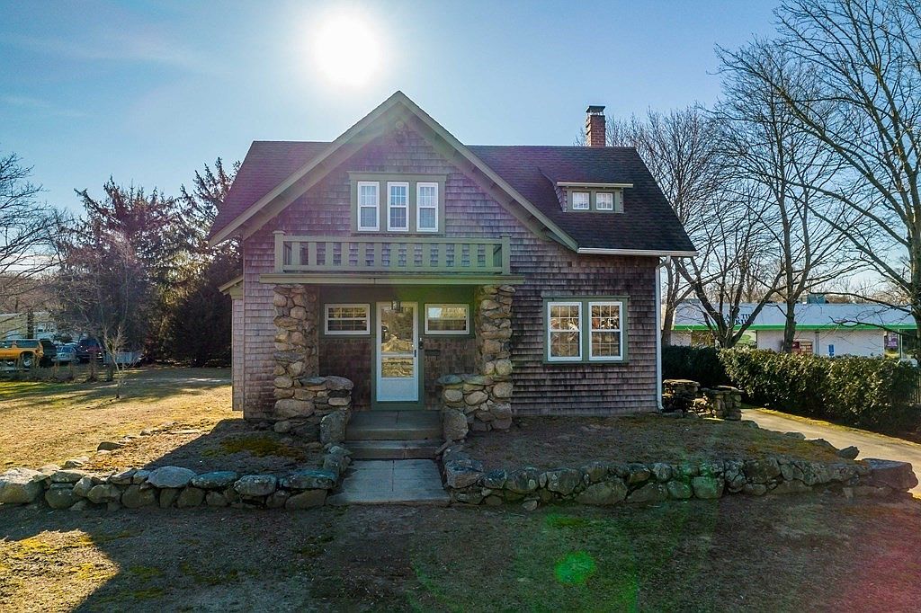 236 Russells Mills Rd, Dartmouth, MA 02748 Zillow