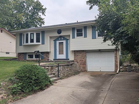 3rd image of 9134 Taylor St
