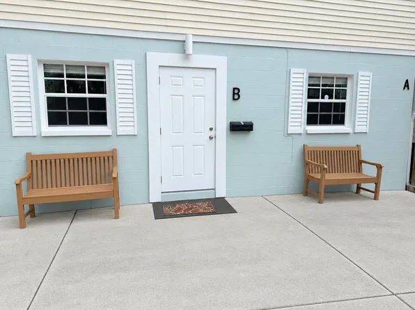 (undisclosed Address), Naples, FL 34117
