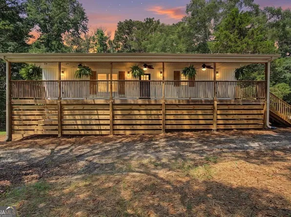 938 Mandeville Rd, Carrollton, GA 30117