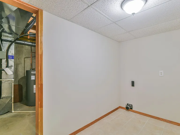 6307 E Brookview Ct — Photo 29