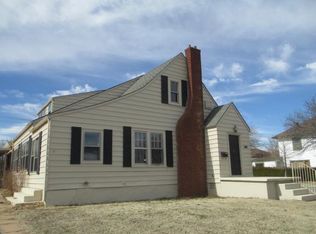 400 S 13th St, Clinton, OK 73601