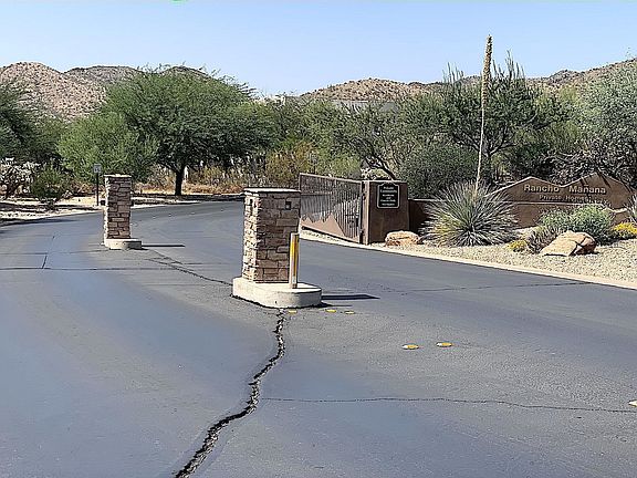 2nd image of 5406 E Chuparosa Ln