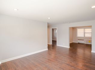 6807 N Ridge Blvd #G1, Chicago, IL 60626