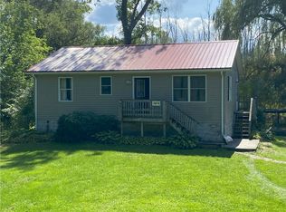 6474 Fairville Station Rd, Newark, NY 14513