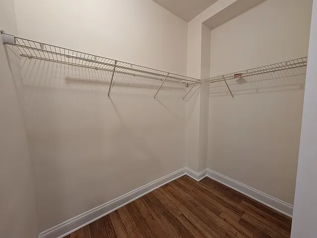 5425 N Kenmore Ave #105 — Photo 9