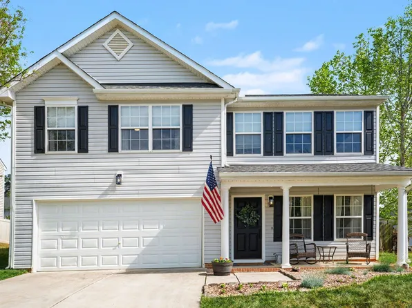 704 Stackhurst Way, Wake Forest, NC 27587