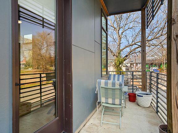 3rd image of 521 N Mangum St #16