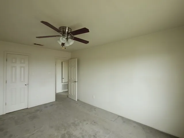 3709 Woodrow Dr — Photo 9