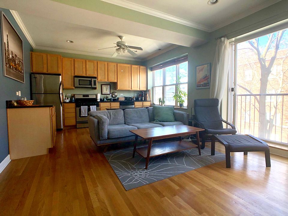 1st image of 3419 N Wolcott Ave #2