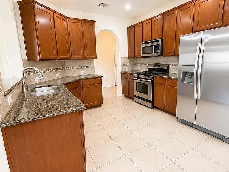 11715 Pureli Ct — Photo 4
