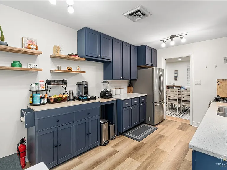 3521 Forest Ave — Photo 15