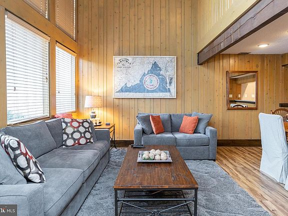 4th image of 2552 Fairway Dr #618