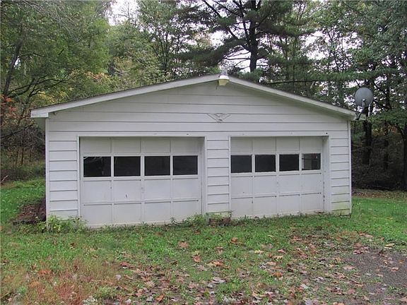 GARAGE FRONT