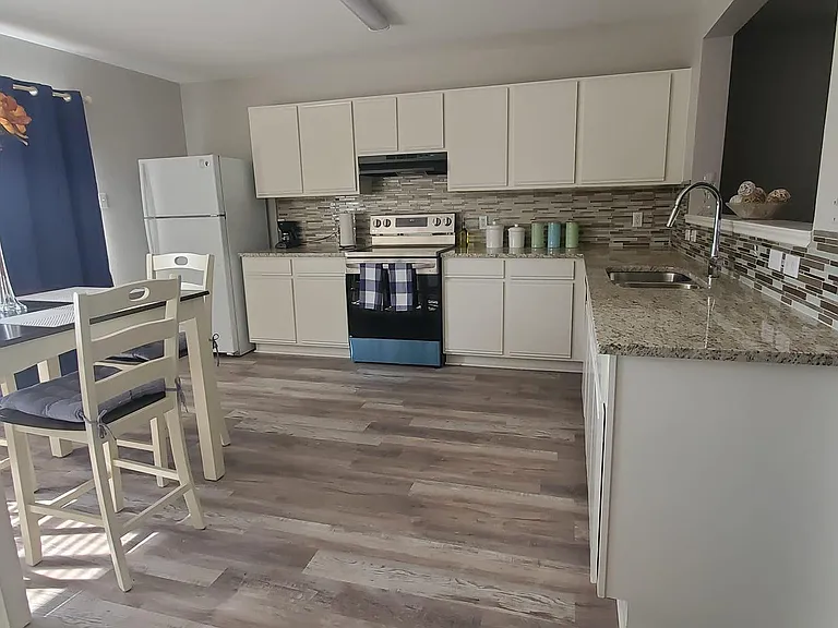 13413 Alysheba Dr — Photo 11