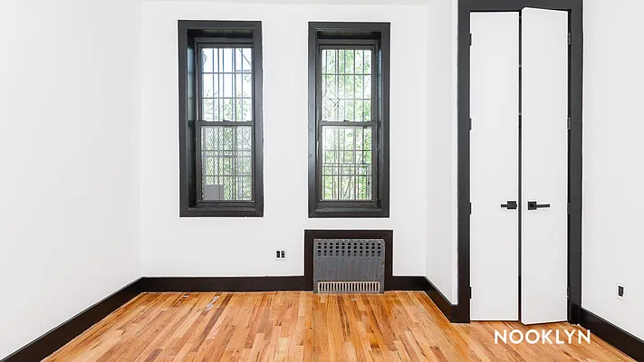 Rented by Nooklyn NYC LLC | media 31