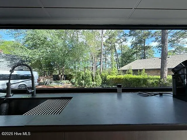 5 Lake Hills Rd — Photo 9