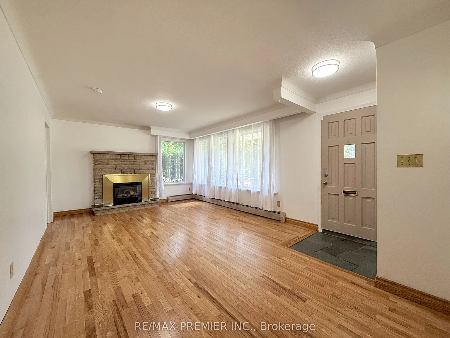2 bed, $1,800 — Photo 4