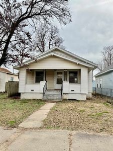 417 E 5th Ave, Hutchinson, KS, 67501