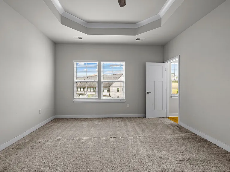 245 Climbing Ivy Cir — Photo 8