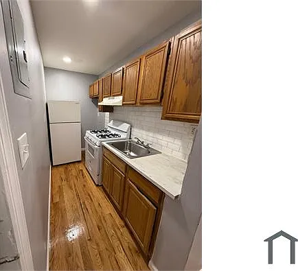 311 Clinton Ave #303