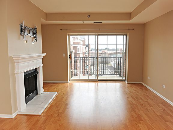 3rd image of 410 W Mahogany Ct Unit 602