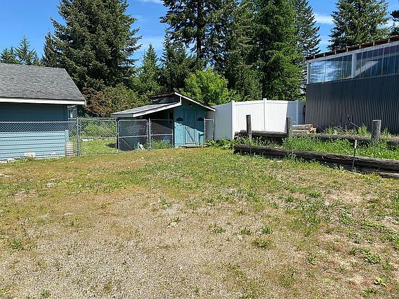 Side yard for RV/Boat