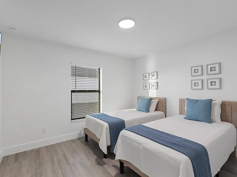 3515 NE 17th Ave — Photo 16