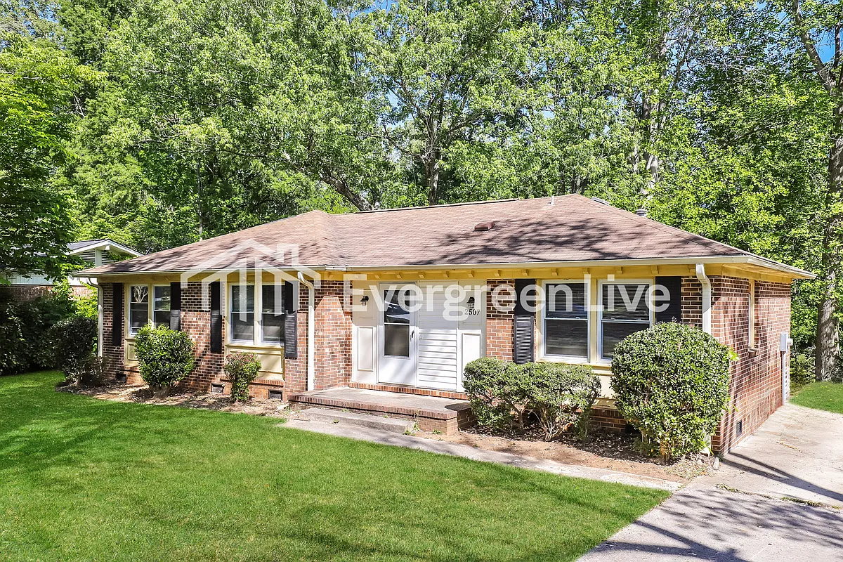 Building Photo - 2507 Fernbrook Rd