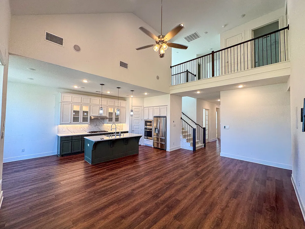 Building Photo - 4051 Delta Dr