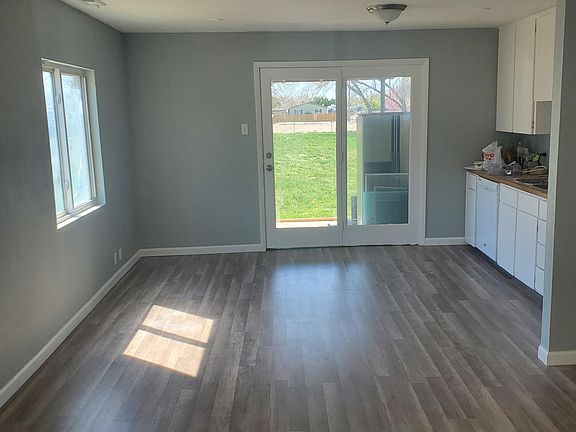 Kitchen/dining area