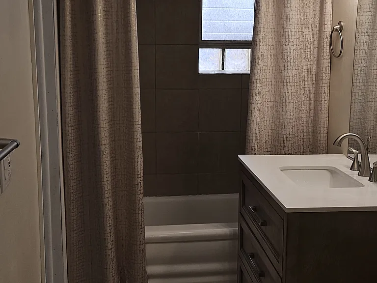 751 N Linden Ave #2E — Photo 9