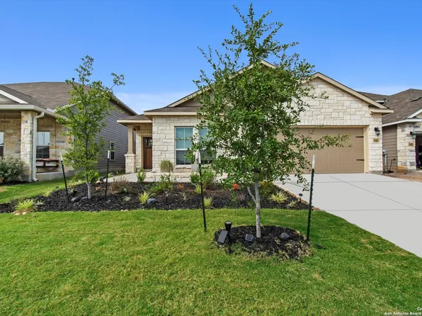 449 FAIRY DUSTER DR, New Braunfels, TX 78130