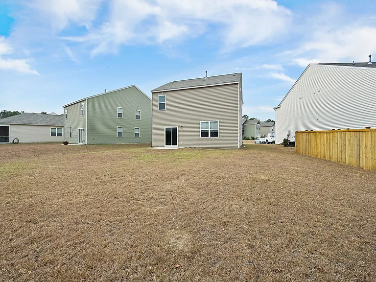 661 Silver Spruce St — Photo 31