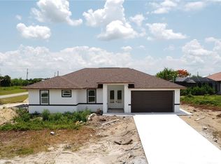 7028 Berwick Cir, Labelle, FL 33935