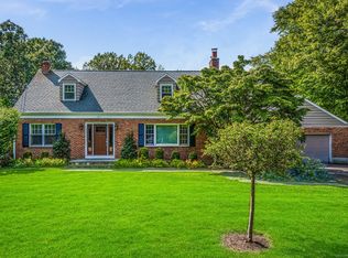 27 Ritch Dr, Ridgefield, CT 06877