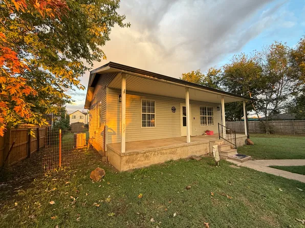 306 S E Ave E, Bixby, OK 74008