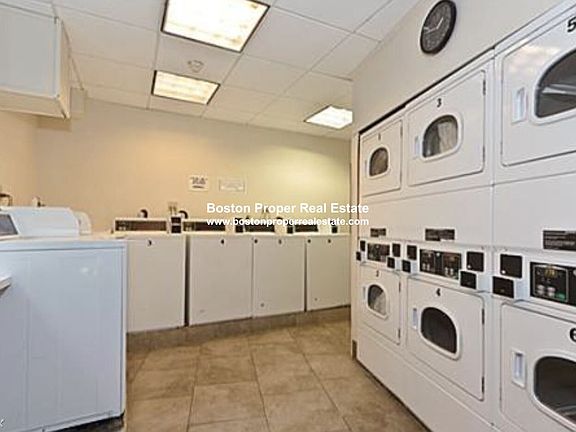 12 Stoneholm St. Boston - Fenway Building Photo 7