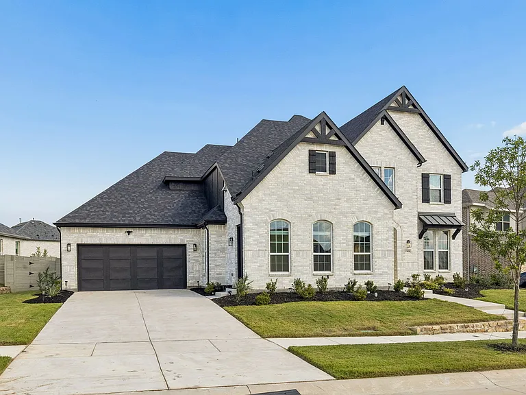 1908 Breezy Brook Ln — Photo 2