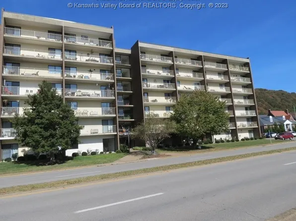 2106 Kanawha Blvd E APT 619, Charleston, WV 25311