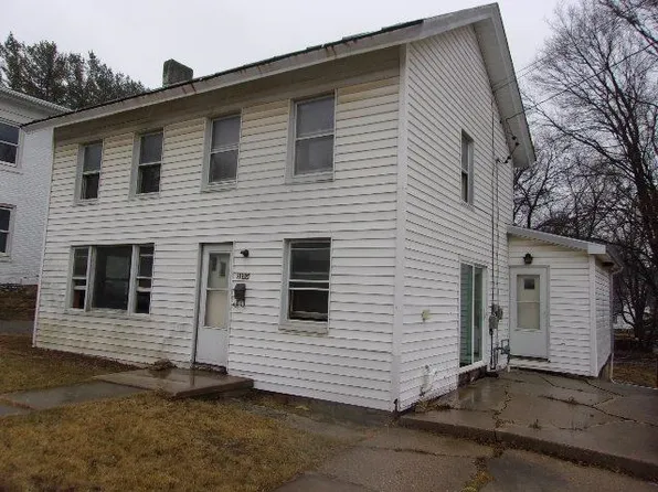 135 N Water St, Platteville, WI 53818