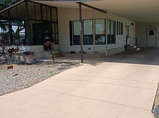 6311 Santa Fe Dr, Zephyrhills, FL 33542