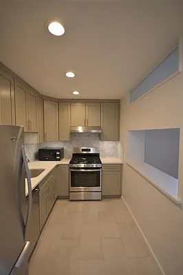 Rented by Bond New York | media 9