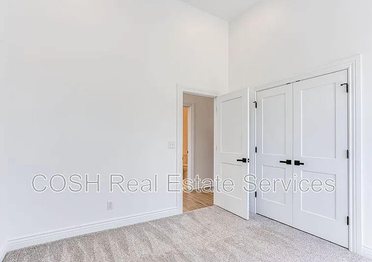459 S Stoney Creek St — Photo 25