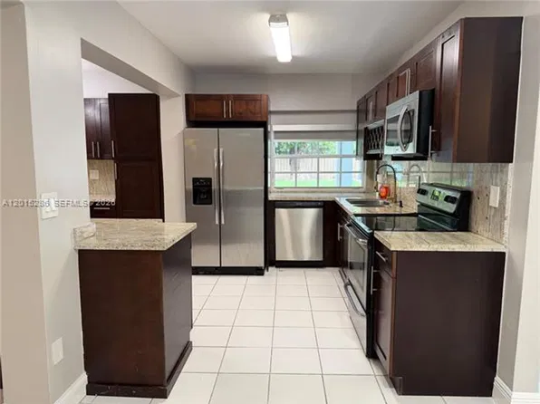 7425 SW 118th St #7425, Miami, FL 33156