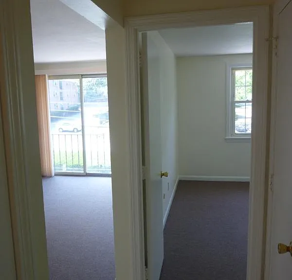 101 E Broadway #9 — Photo 10