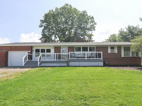 1524 Olivesburg Rd, Mansfield, OH 44905